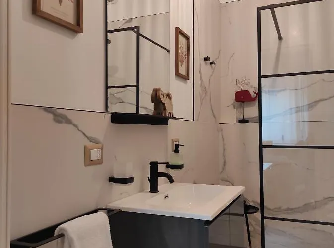 Centralissimo E Confortevole, Fronte Petruzzelli *