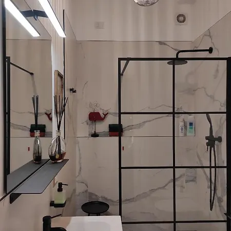 Apartment Centralissimo E Confortevole, Fronte Petruzzelli Bari