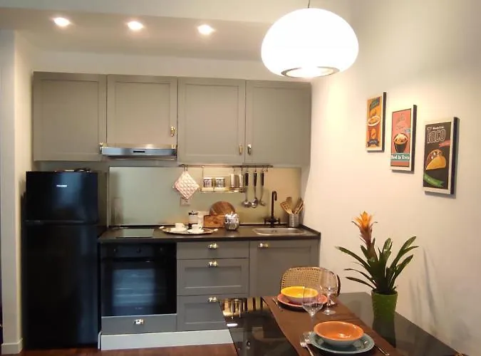 Lägenhet Centralissimo E Confortevole, Fronte Petruzzelli *